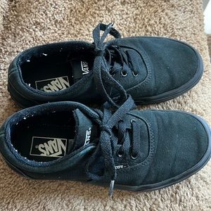 Vans US youth size 2 black
